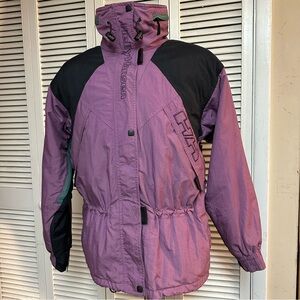 HELLY HANSEN Womens Medium WATERPROOF BREATHABLE